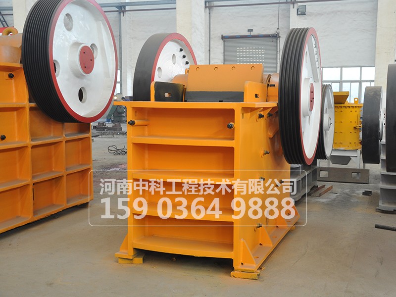 顎式破碎機襯板磨損到什么程度更換？ 